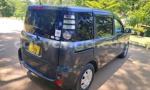 Buy Used Toyota Sienta Black Car in Lilongwe in Malawi Buy Used Toyota Sienta Black Car in Lilongwe in Malawi