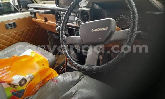 Buy Used Toyota Land Cruiser White Car in Lilongwe in Malawi Buy Used Toyota Land Cruiser White Car in Lilongwe in Malawi