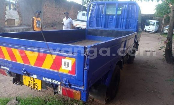 Buy Used Toyota Dyna Blue Truck in Lilongwe in Malawi Buy Used Toyota Dyna Blue Truck in Lilongwe in Malawi