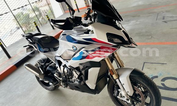 Buy Used BMW S 1000 White Bike in Blantyre in Malawi