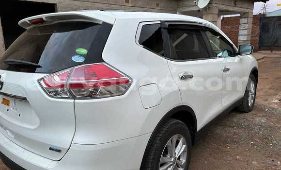 Buy Used Nissan X–Trail White Car in Chipoka in Dedza Buy Used Nissan X–Trail White Car in Chipoka in Dedza