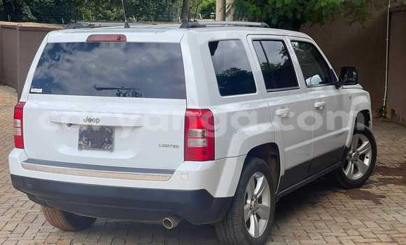 Buy Used Jeep Patriot Red Car in Chipoka in Dedza Buy Used Jeep Patriot Red Car in Chipoka in Dedza