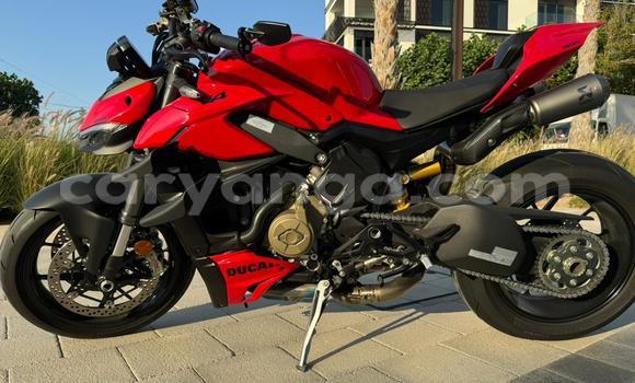 Buy Used Ducati Streetfighter Red Bike in Blantyre in Malawi Buy Used Ducati Streetfighter Red Bike in Blantyre in Malawi