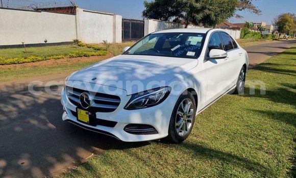 Acheter Occasion Voiture Mercedes-Benz C180 coupe Autre à Lilongwe, Malawi Acheter Occasion Voiture Mercedes-Benz C180 coupe Autre à Lilongwe, Malawi