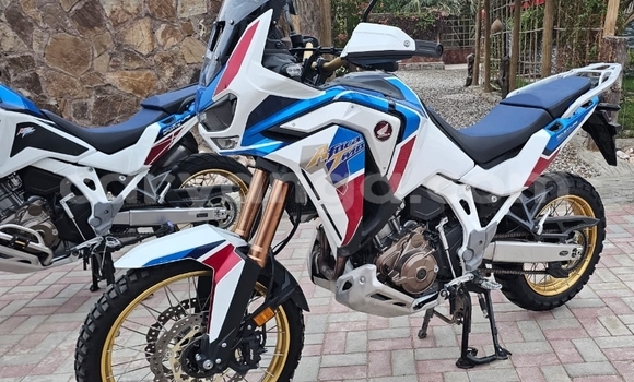 Buy Used Honda CRF Blue Bike in Blantyre in Malawi Buy Used Honda CRF Blue Bike in Blantyre in Malawi