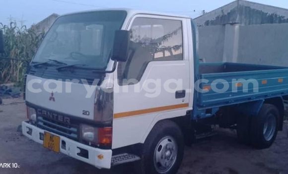 Buy Used Mitsubishi L400 White Truck in Chipoka in Dedza Buy Used Mitsubishi L400 White Truck in Chipoka in Dedza