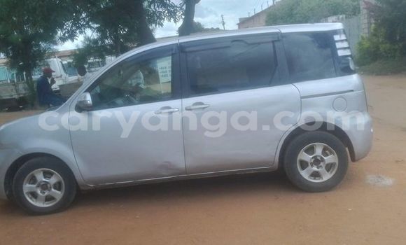 Buy Used Toyota Sienta Other Car in Chilumba in Karonga Buy Used Toyota Sienta Other Car in Chilumba in Karonga