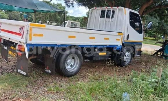 Buy Used Mitsubishi Van White Truck in Chiradzulu in Chiradzulu Buy Used Mitsubishi Van White Truck in Chiradzulu in Chiradzulu