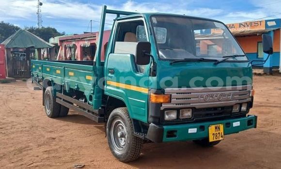 Buy Used Toyota Dyna Green Truck in Chilumba in Karonga Buy Used Toyota Dyna Green Truck in Chilumba in Karonga