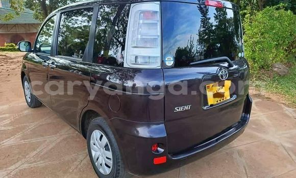 Acheter Occasion Voiture Toyota Sienta Noir à Chipoka, Dedza Acheter Occasion Voiture Toyota Sienta Noir à Chipoka, Dedza