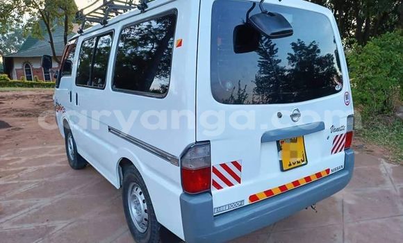 Acheter Occasion Voiture Nissan Vanette Blanc à Chilumba, Karonga Acheter Occasion Voiture Nissan Vanette Blanc à Chilumba, Karonga
