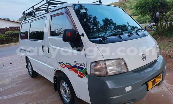 Acheter Occasion Voiture Nissan Vanette Blanc à Chilumba, Karonga Acheter Occasion Voiture Nissan Vanette Blanc à Chilumba, Karonga
