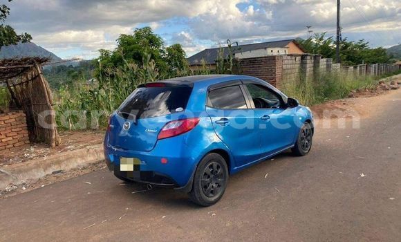 Acheter Occasion Voiture Mazda Demio Bleu à Chilumba, Karonga Acheter Occasion Voiture Mazda Demio Bleu à Chilumba, Karonga