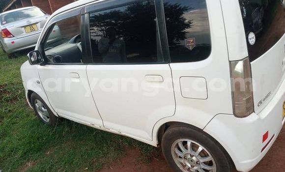 Buy Used Eagle Premier White Car in Blantyre in Malawi Buy Used Eagle Premier White Car in Blantyre in Malawi