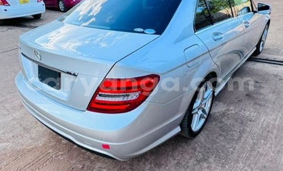 Nunua Ilio tumika Mercedes‒Benz C–Class Other Gari ndani ya Chipoka nchini Dedza Nunua Ilio tumika Mercedes‒Benz C–Class Other Gari ndani ya Chipoka nchini Dedza