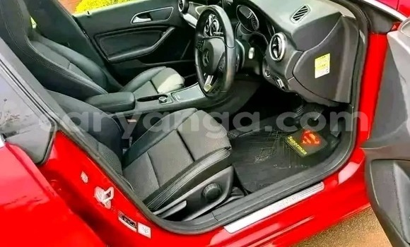 Nunua Ilio tumika Mercedes‒Benz C–Class Red Gari ndani ya Chiradzulu nchini Chiradzulu Nunua Ilio tumika Mercedes‒Benz C–Class Red Gari ndani ya Chiradzulu nchini Chiradzulu