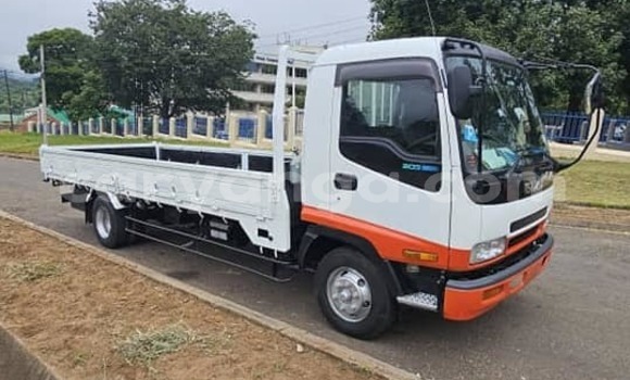 Nunua Ilio tumika Isuzu FTR 850 White Lori ndani ya Chikwawa nchini Chikwawa Nunua Ilio tumika Isuzu FTR 850 White Lori ndani ya Chikwawa nchini Chikwawa