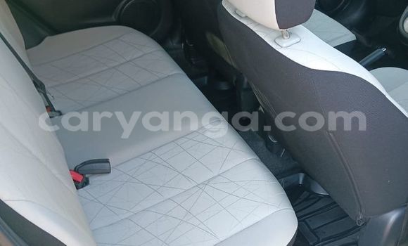 Nunua Ilio tumika Mazda Demio Green Gari ndani ya Chiradzulu nchini Chiradzulu Nunua Ilio tumika Mazda Demio Green Gari ndani ya Chiradzulu nchini Chiradzulu