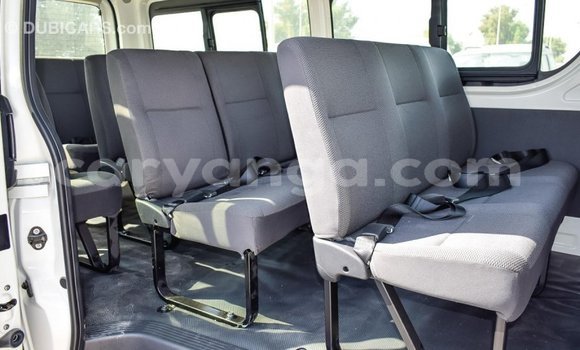 Buy Import Toyota Hiace White Car in Import - Dubai in Malawi Buy Import Toyota Hiace White Car in Import - Dubai in Malawi