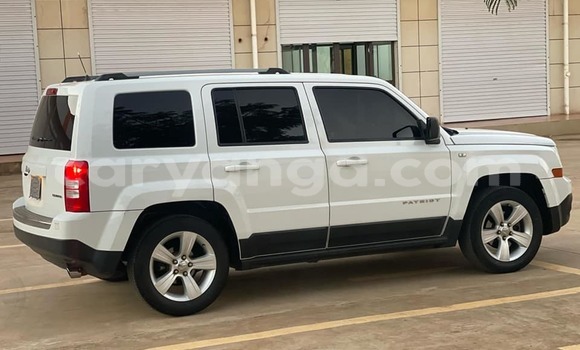 Buy Used Jeep Patriot White Car in Chipoka in Dedza Buy Used Jeep Patriot White Car in Chipoka in Dedza