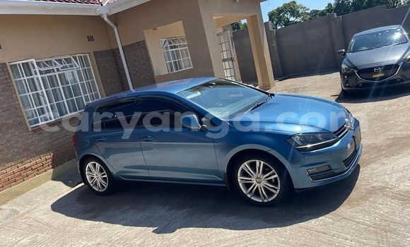 Buy Used Volkswagen Golf Blue Car in Chipoka in Dedza Buy Used Volkswagen Golf Blue Car in Chipoka in Dedza