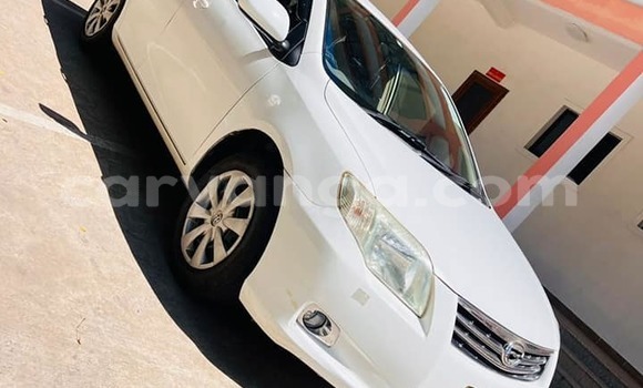 Nunua Ilio tumika Toyota Axio White Gari ndani ya Chiradzulu nchini Chiradzulu Nunua Ilio tumika Toyota Axio White Gari ndani ya Chiradzulu nchini Chiradzulu