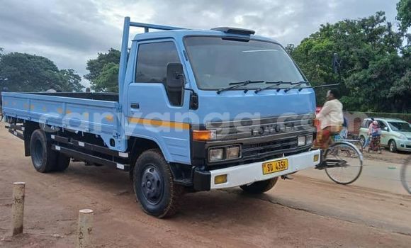 Nunua Ilio tumika Toyota Dyna Blue Lori ndani ya Chilumba nchini Karonga Nunua Ilio tumika Toyota Dyna Blue Lori ndani ya Chilumba nchini Karonga