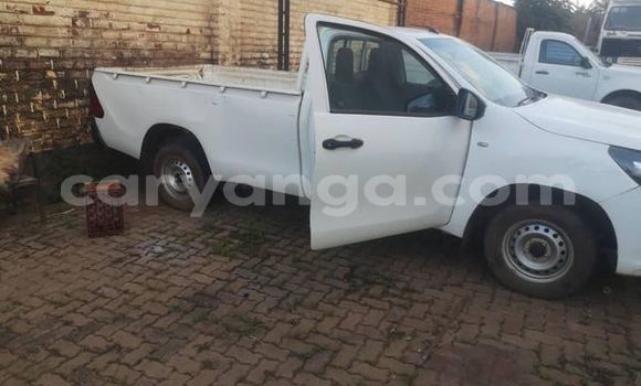 Buy Used Toyota Hilux White Car in Blantyre in Malawi Buy Used Toyota Hilux White Car in Blantyre in Malawi