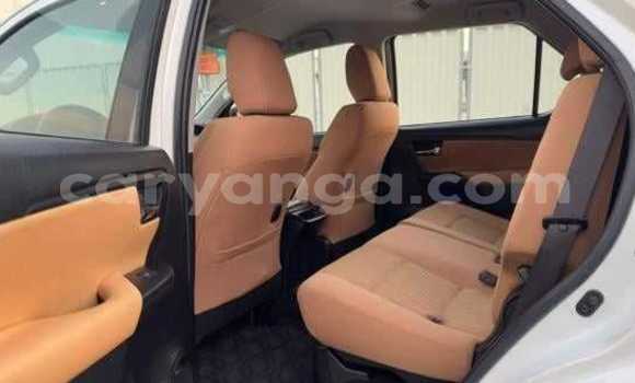 Buy Used Toyota Fortuner White Car in Dedza in Dedza Buy Used Toyota Fortuner White Car in Dedza in Dedza