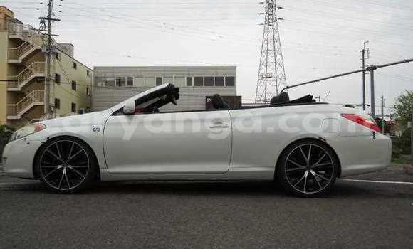 Buy Used Toyota Camry White Car in Blantyre in Malawi Buy Used Toyota Camry White Car in Blantyre in Malawi