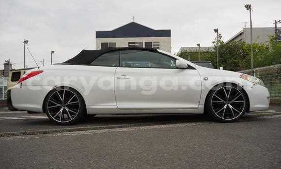 Buy Used Toyota Camry White Car in Blantyre in Malawi Buy Used Toyota Camry White Car in Blantyre in Malawi