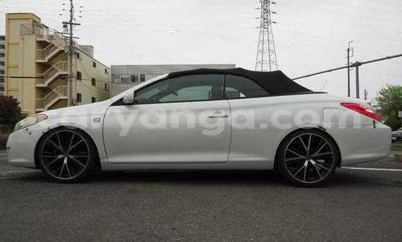 Buy Used Toyota Camry White Car in Blantyre in Malawi Buy Used Toyota Camry White Car in Blantyre in Malawi