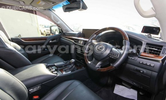 Nunua Imported Lexus LX White Gari ndani ya Import - Dubai nchini Malawi Nunua Imported Lexus LX White Gari ndani ya Import - Dubai nchini Malawi