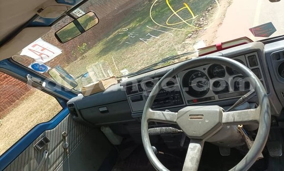 Nunua Ilio tumika Mazda Bongo Blue Lori ndani ya Chipoka nchini Dedza Nunua Ilio tumika Mazda Bongo Blue Lori ndani ya Chipoka nchini Dedza