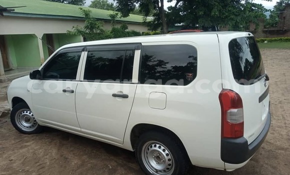 Nunua Ilio tumika Toyota Probox White Gari ndani ya Lilongwe nchini Malawi Nunua Ilio tumika Toyota Probox White Gari ndani ya Lilongwe nchini Malawi