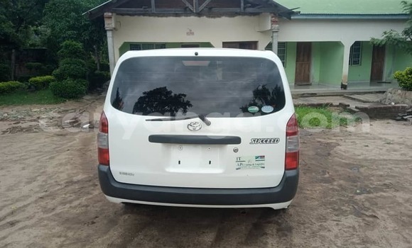 Nunua Ilio tumika Toyota Probox White Gari ndani ya Lilongwe nchini Malawi Nunua Ilio tumika Toyota Probox White Gari ndani ya Lilongwe nchini Malawi