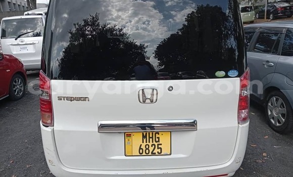 Nunua Ilio tumika Honda Stepwgn White Gari ndani ya Lilongwe nchini Malawi Nunua Ilio tumika Honda Stepwgn White Gari ndani ya Lilongwe nchini Malawi