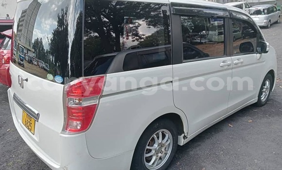 Nunua Ilio tumika Honda Stepwgn White Gari ndani ya Lilongwe nchini Malawi Nunua Ilio tumika Honda Stepwgn White Gari ndani ya Lilongwe nchini Malawi