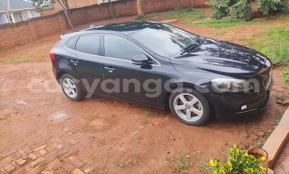 Nunua Ilio tumika Volvo V40 Black Gari ndani ya Lilongwe nchini Malawi Nunua Ilio tumika Volvo V40 Black Gari ndani ya Lilongwe nchini Malawi