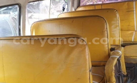 Nunua Ilio tumika Toyota Hiace White Gari ndani ya Lilongwe nchini Malawi Nunua Ilio tumika Toyota Hiace White Gari ndani ya Lilongwe nchini Malawi