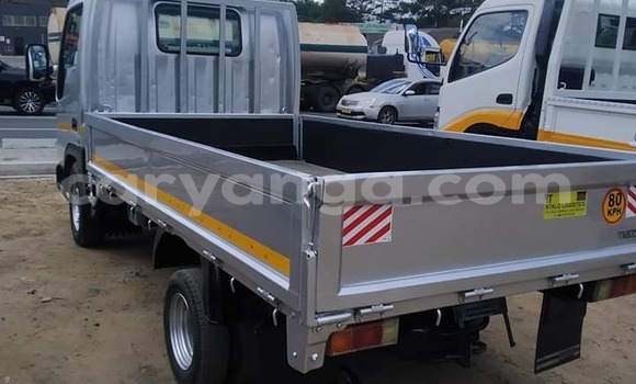 Nunua Ilio tumika Mazda Deven T35 White Lori ndani ya Lilongwe nchini Malawi Nunua Ilio tumika Mazda Deven T35 White Lori ndani ya Lilongwe nchini Malawi