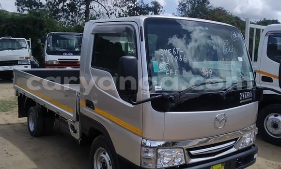 Nunua Ilio tumika Mazda Deven T35 White Lori ndani ya Lilongwe nchini Malawi Nunua Ilio tumika Mazda Deven T35 White Lori ndani ya Lilongwe nchini Malawi