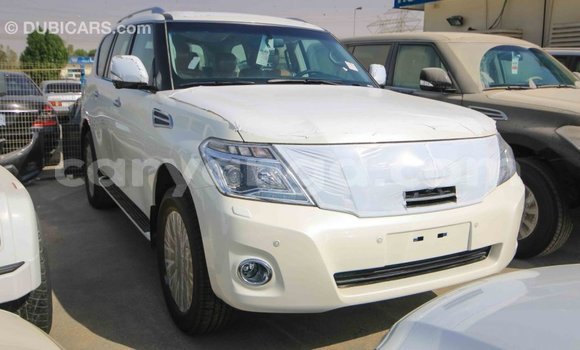 Acheter Import Voiture Nissan Patrol Blanc à Import - Dubai, Malawi Acheter Import Voiture Nissan Patrol Blanc à Import - Dubai, Malawi