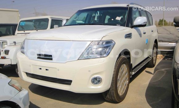 Acheter Import Voiture Nissan Patrol Blanc à Import - Dubai, Malawi Acheter Import Voiture Nissan Patrol Blanc à Import - Dubai, Malawi