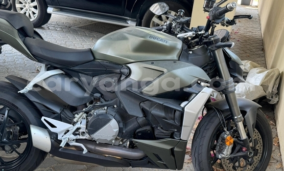 Buy Used Ducati Streetfighter Black Bike in Blantyre in Malawi Buy Used Ducati Streetfighter Black Bike in Blantyre in Malawi
