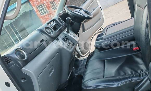 Buy Used Isuzu Amigo White Car in Dedza in Dedza Buy Used Isuzu Amigo White Car in Dedza in Dedza