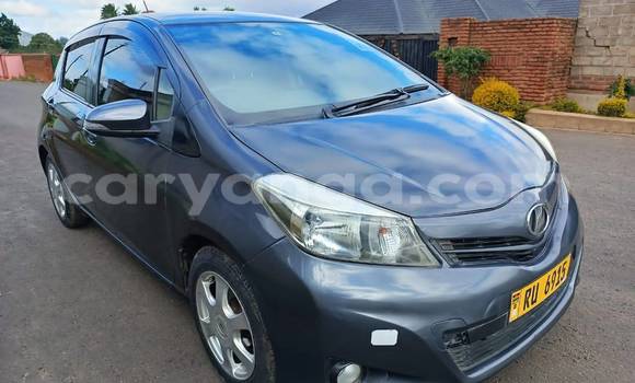 Buy Used Toyota Vitz Black Car in Chipoka in Dedza Buy Used Toyota Vitz Black Car in Chipoka in Dedza
