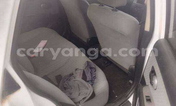 Buy Used Nissan Tiida White Car in Chiradzulu in Chiradzulu Buy Used Nissan Tiida White Car in Chiradzulu in Chiradzulu