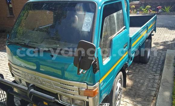Buy Used Toyota Dyna Blue Car in Chiradzulu in Chiradzulu Buy Used Toyota Dyna Blue Car in Chiradzulu in Chiradzulu