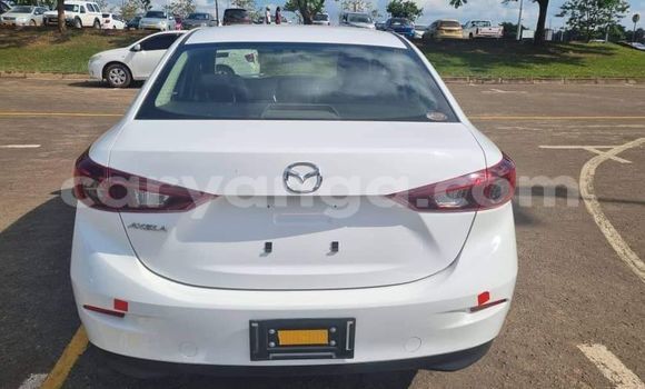 Nunua Ilio tumika Mazda Axela White Gari ndani ya Chiradzulu nchini Chiradzulu Nunua Ilio tumika Mazda Axela White Gari ndani ya Chiradzulu nchini Chiradzulu